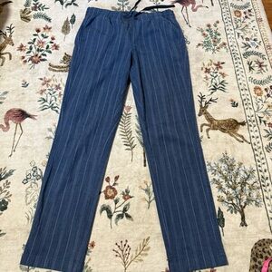 L.l. Bean women’s Blue Striped Pants size 4